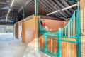 8669303-interior01.jpg