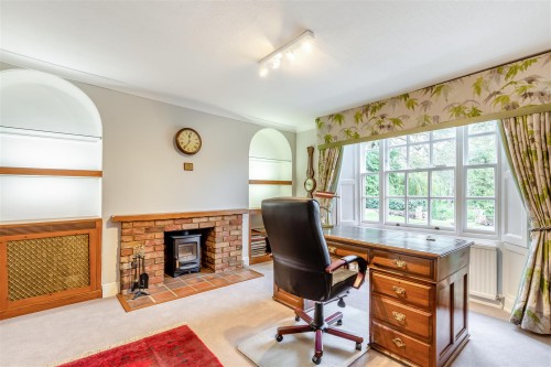 8669303-interior11.jpg 8669303-interior11.jpg