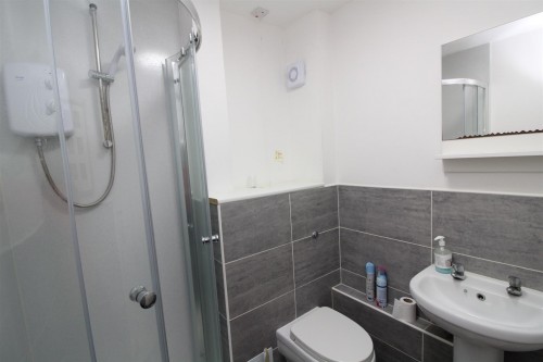 Downstairs bathroom.JPG Downstairs bathroom.JPG