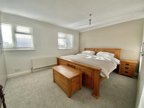 Chestnut Close, Stony Stratford, Milton Keynes - Photo 8