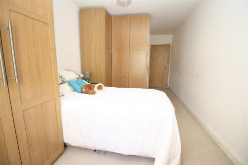 bed 1