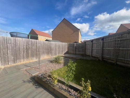 Fitz Hugh Crescent, Eagle Farm South, Milton Keynes - Photo 12