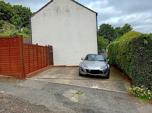 7 riverside parking pic.jpg 7 riverside parking pic.jpg
