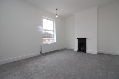 Bedroom 1.JPG