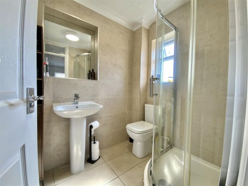 Bedroom 3 - Ensuite