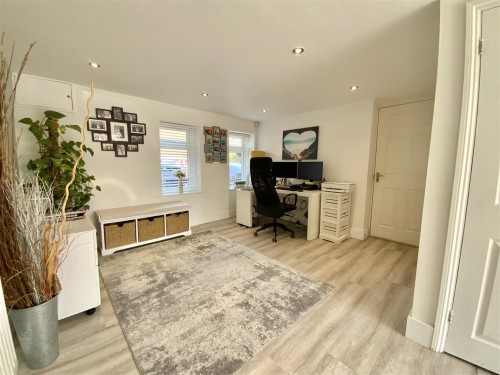 Sitting Room/ Study