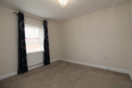 Bedroom 1.JPG