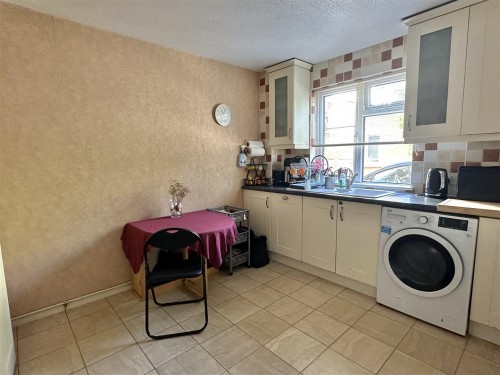 Mitcham Place, Bradwell Common, Milton Keynes - Photo 4