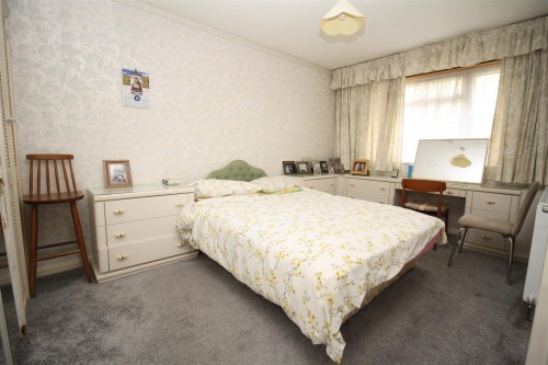 63 Shelley bed 1.JPG