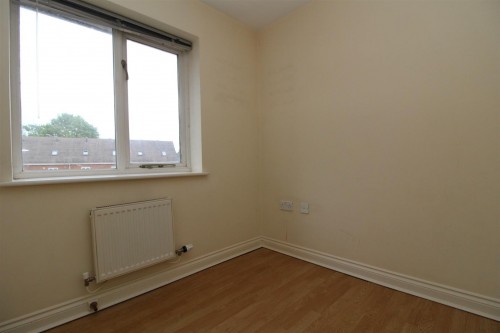 Bedroom 2.JPG