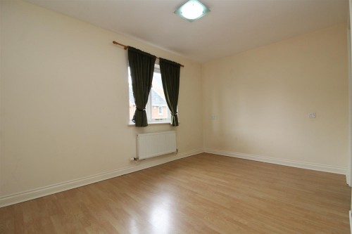 Bedroom 1.JPG