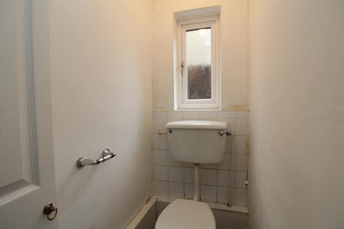 Toilet.JPG Toilet.JPG