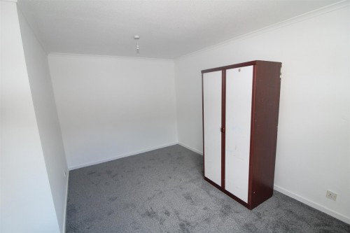 Bedroom 2.JPG