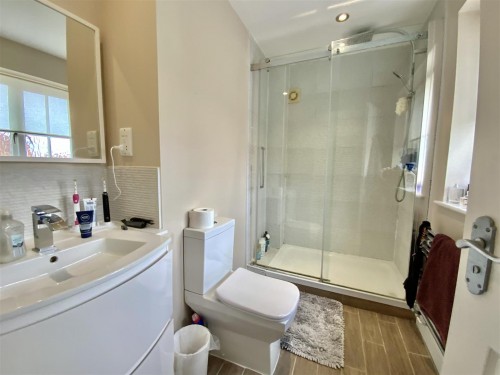 Bedroom 1 - Ensuite