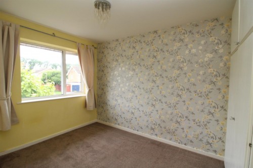 Bedroom 1.JPG