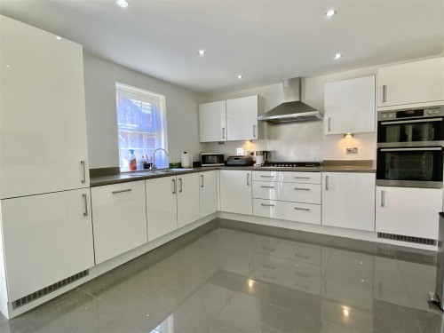 Marcellus Way, Fairfields, Milton Keynes - Photo 3