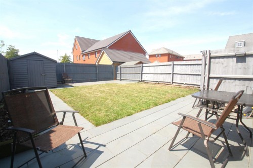 Sheppard Grove, Eagle Farm South, Milton Keynes - Photo 4